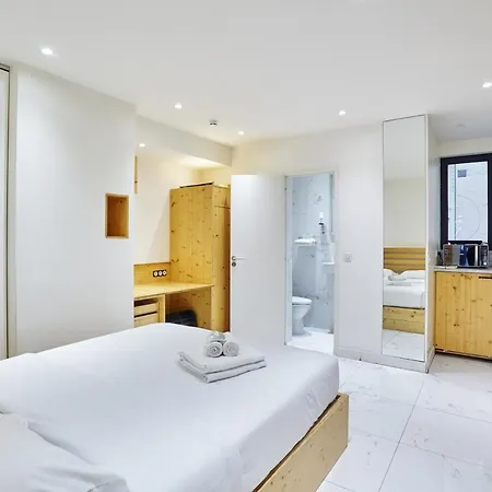 Centre De Ponceau Apartamento Paris